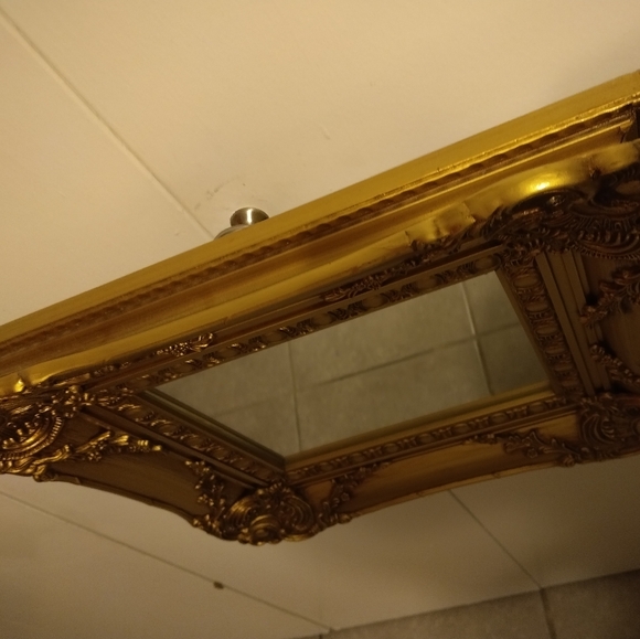 Mirror  with classic frame . Size is 17x15 " - Picture 3 of 15